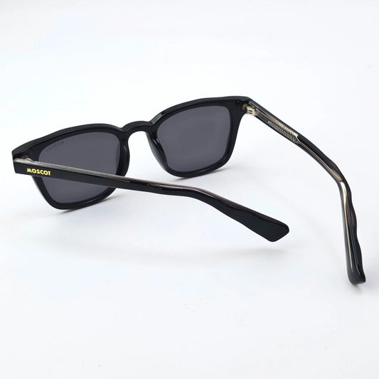 VEKTO BLACK