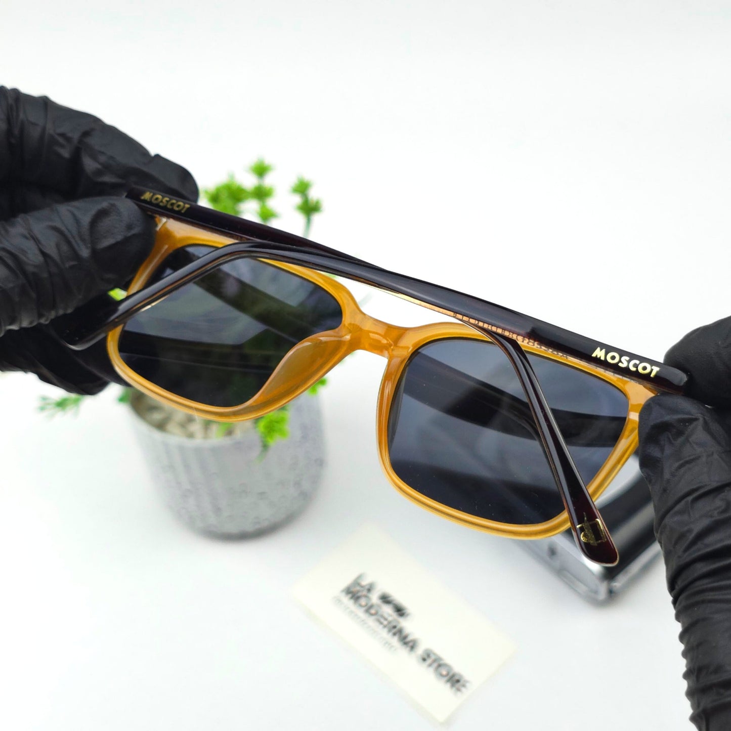 ROMERO ORANGE