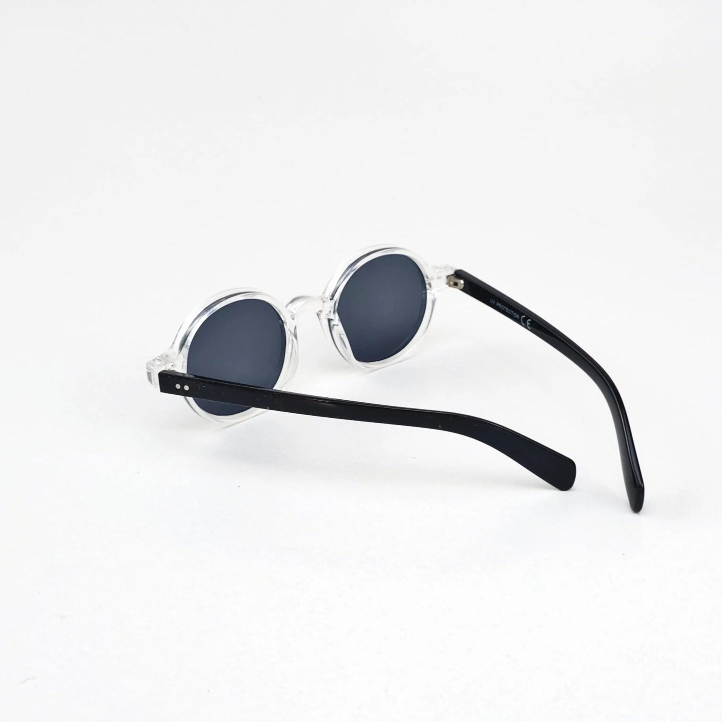 LUKA WHITE/BLACK FRAME