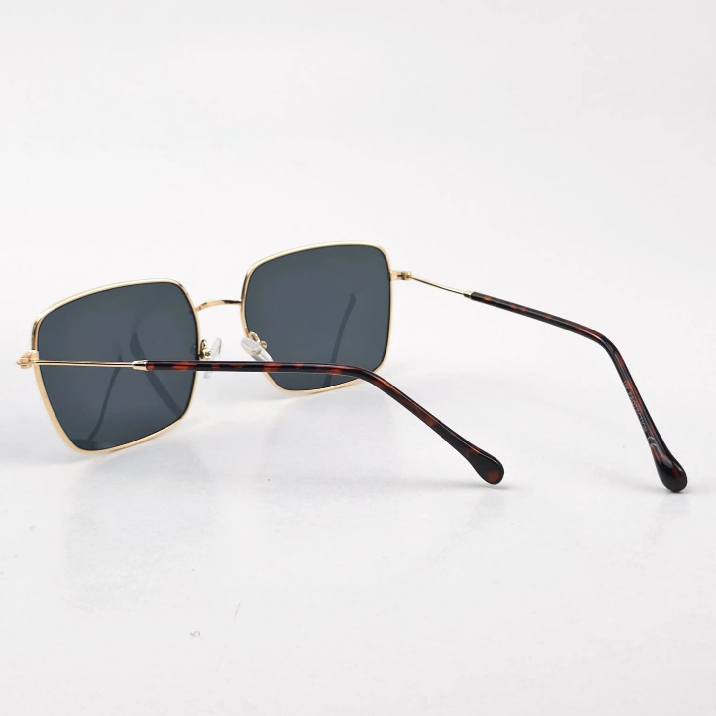 PERLA BLACK
