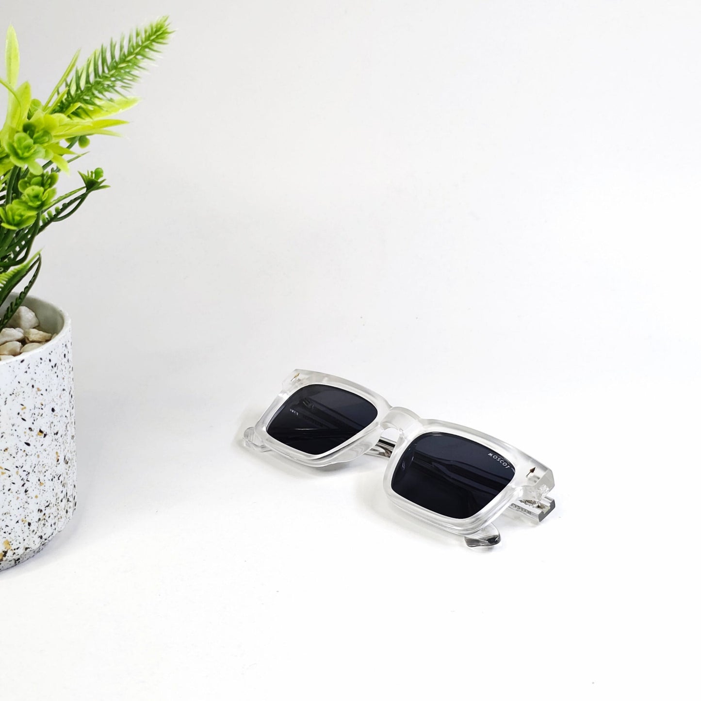 MOSCOT KABI WHITE MATT
