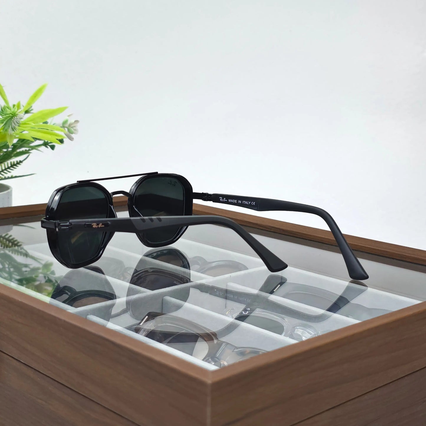 RB 5828 BLACK