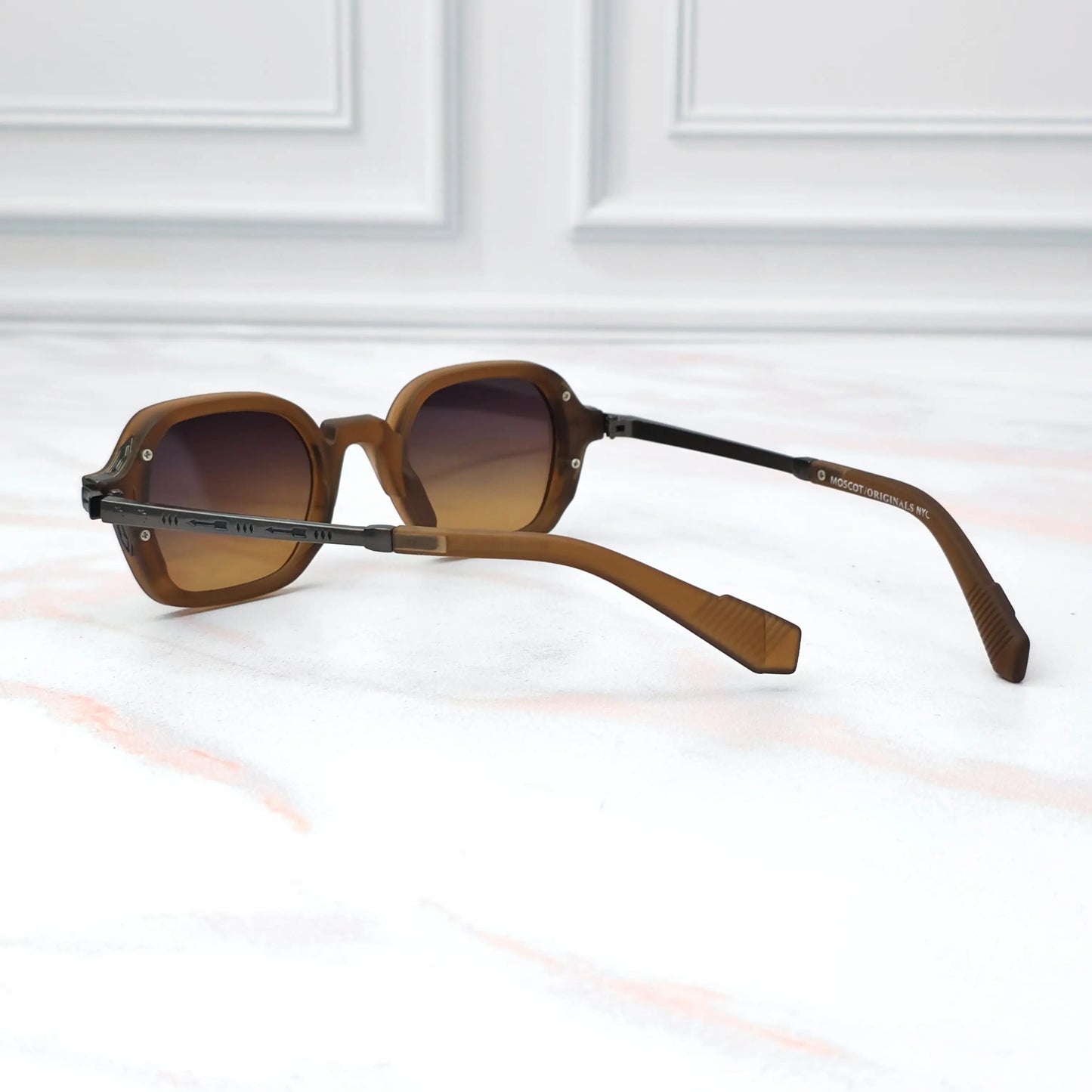 FLAMINGO MATTE BROWN