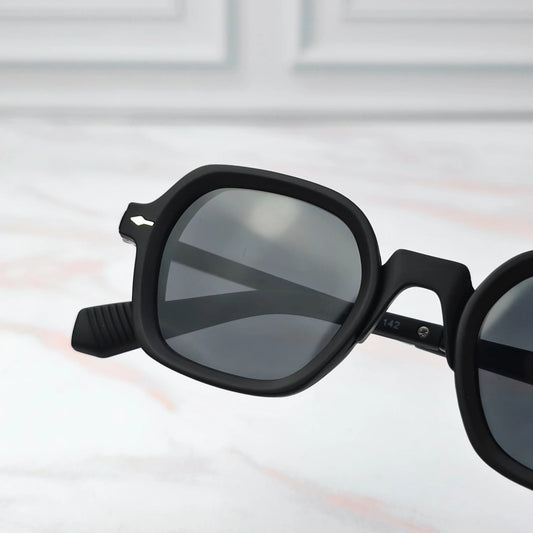 FLAMINGO BLACK MATTE