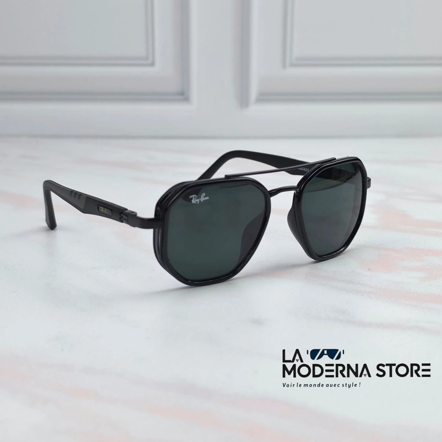 SOLYRO BLACK