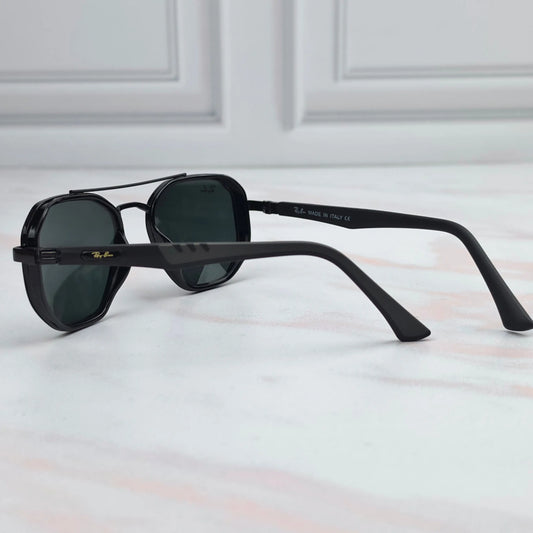 SOLYRO BLACK