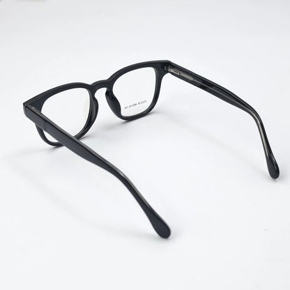P822 BLACK