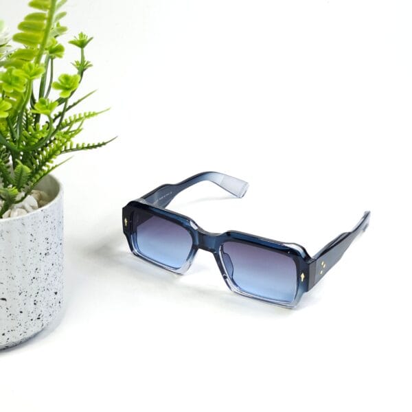 MOSCOT LEVA BLUE FRAM