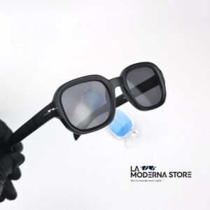 VALMERA BLACK MATT