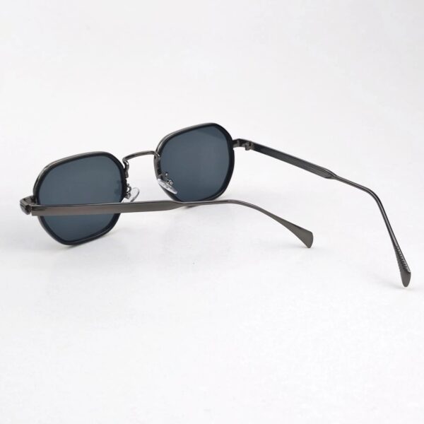 CALVIX BLACK - Image 3
